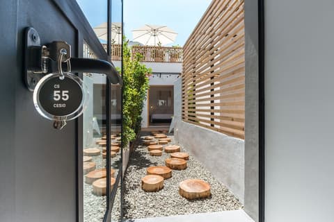 Sodium Hotel Boutique