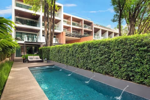 Cross Chiang Mai Riverside