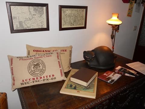 Le Fate Apartments, Lobby