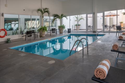 Holiday Inn Express & Suites Silao Aeropuerto - Terminal by IHG