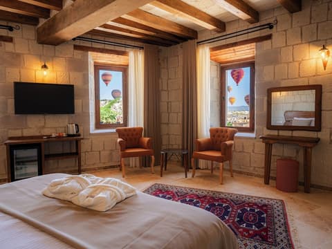 Tulip Cave Suites