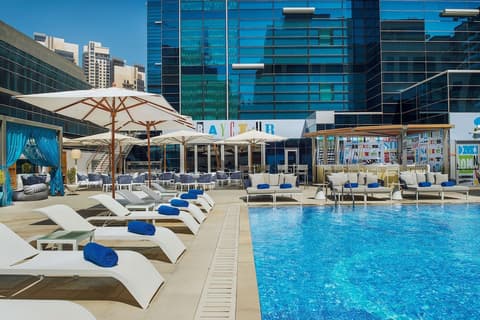 DoubleTree by Hilton Dubai - Business Bay, Pool