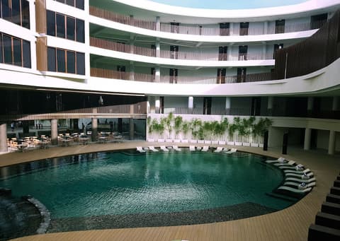 Hue Hotels and Resorts Boracay Managed by HII