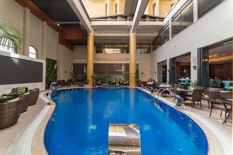 Warwick Al Khobar, Pool