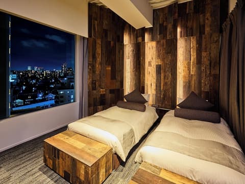 ONE＠Tokyo by insomnia, Room