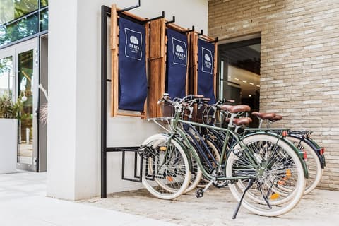 Hotel Testa, Bicycling