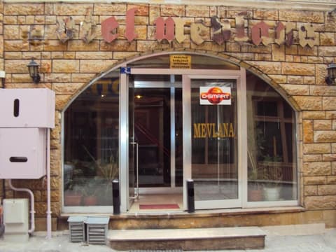 Mevlana Otel, Exterior