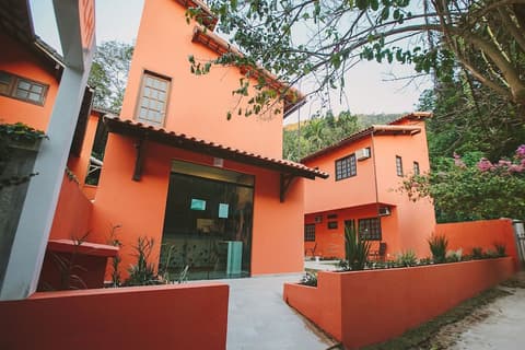 CLH Suítes Ilha Grande - Hostel