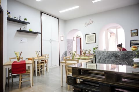 B&B Le 4 Stagioni Dante's Suites by ClaPa Group Dislocated Hospitality