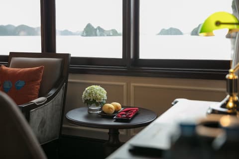 Halong Athena Cruise