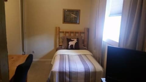 Jewel Lake Bed and Breakfast, Room