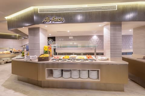 Hotel LIVVO Koala Garden, Buffet