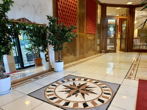 San Giovanni Rotondo Palace - Ali Hotels, Interior entrance