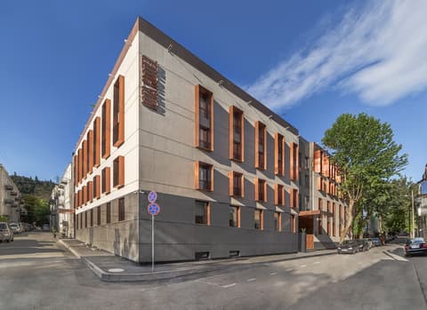 Iota Hotel Tbilisi, Front of property