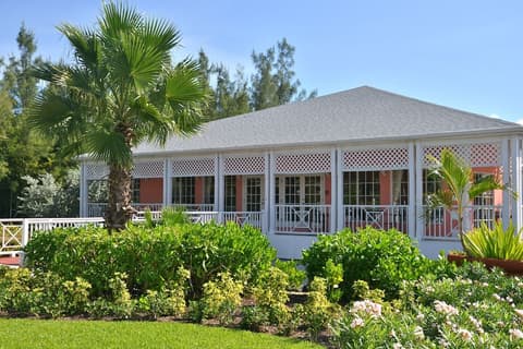 Sandyport Beach Resort, Lobby