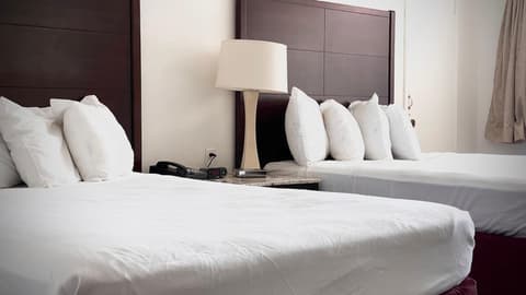 The Yosemite Inn, Room