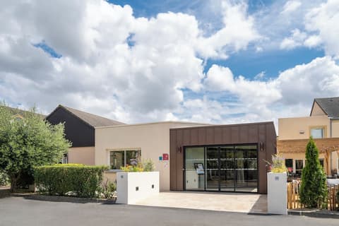 Sure Hotel by Best Western Caen Mémorial