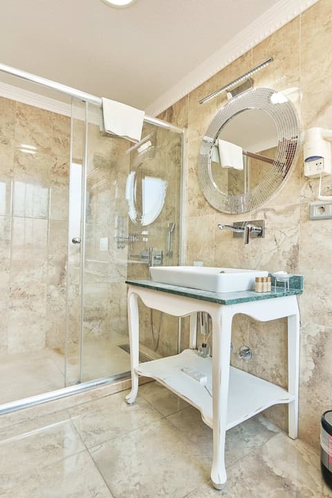 Best Western Empire Palace Hotel & Spa - Special Class