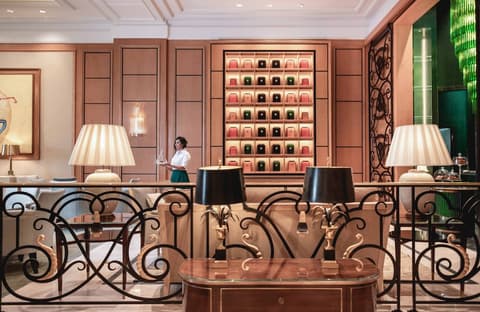 Four Seasons Hotel Cairo at Nile Plaza, Lobby sitting area