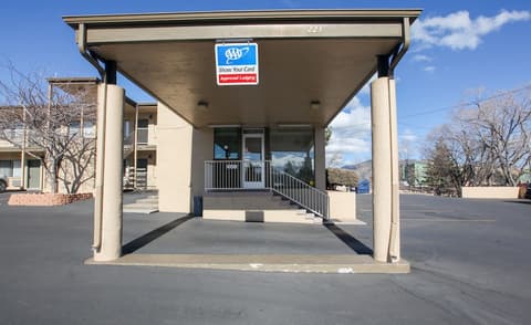 Highland Country Inn