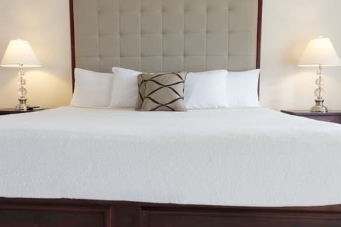 Travellers Beach Resort