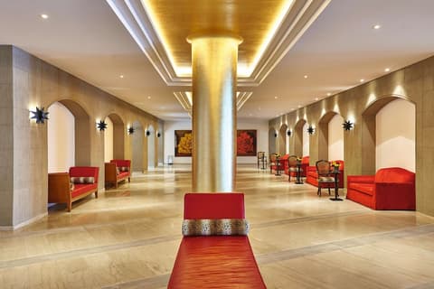 Grecotel LUXME Dama Dama, Lobby