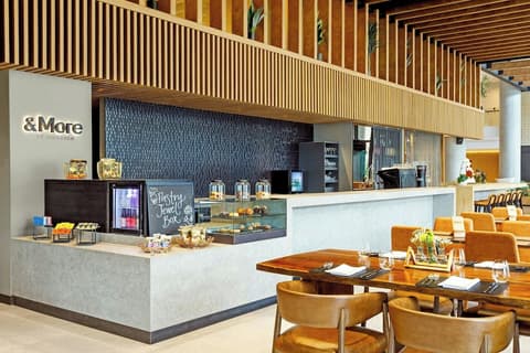 Sheraton Asuncion Hotel, Lobby lounge