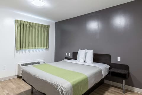 Studio 6 Extended Stay - Savannah, GA