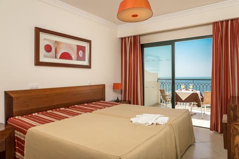 Cerro Mar Atlantico & Cerro Mar Garden, Room