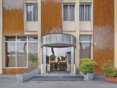 B&B HOTEL CALENZANO FIRST