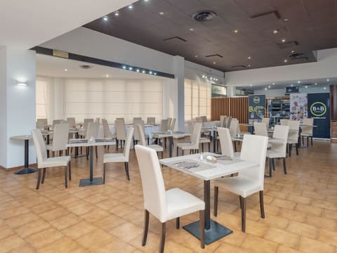 B&B HOTEL CALENZANO FIRST