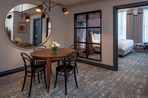 The Eliza Jane, Autograph Collection