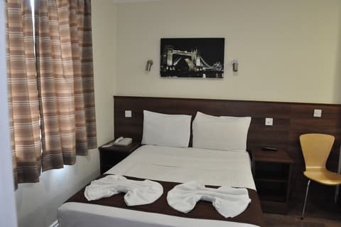 Ascot Hyde Park Hotel