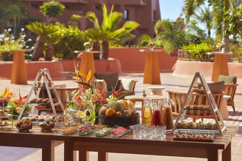 Tivoli la Caleta Resort