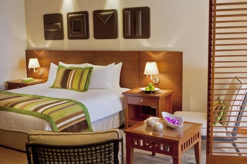 Kurumba Maldives, Room