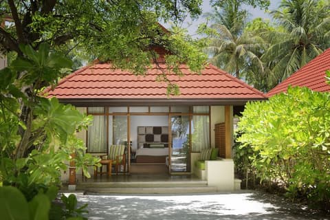 Kurumba Maldives, Room