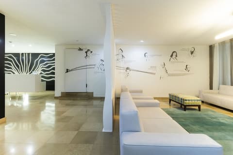 Carvi Beach Hotel