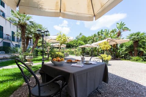 Hotel Villa D'Amato, Exterior