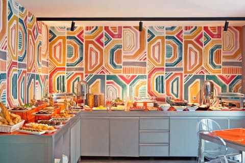 Zeus Essence Bucharest, Trademark Collection by Wyndham, Breakfast buffet