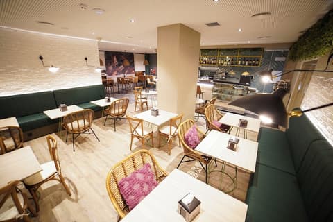 Hotel Sercotel Doña Carmela, Restaurant