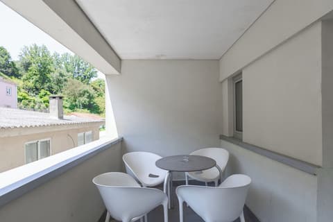 Hotel Navarras, Terrace/patio