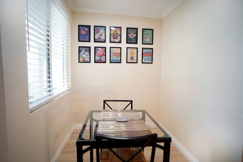 Anaheim Executive Inn & Suites