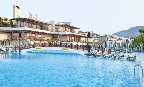 Selectum Colours Bodrum, Outdoor pool