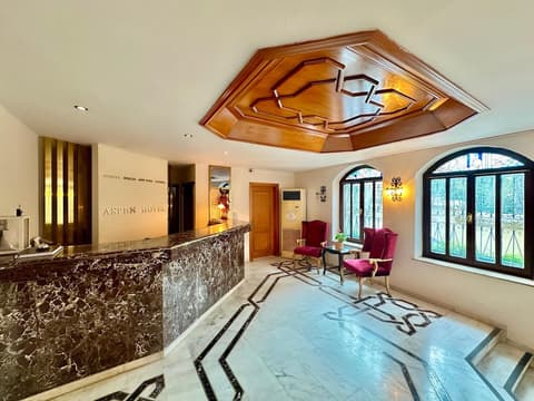 Aspen Hotel - Special Class