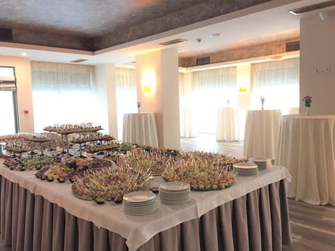 Golden Tulip Varna, Restaurant