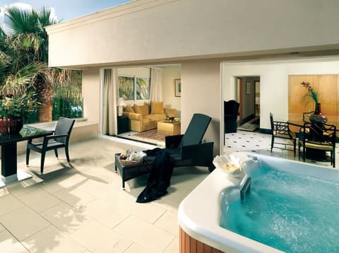 Out Of The Blue All Inclusive Resort & Spa