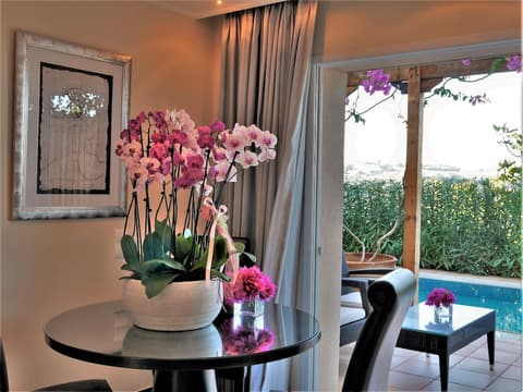 Out Of The Blue All Inclusive Resort & Spa