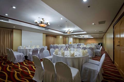 Berjaya Makati Hotel, Ballroom