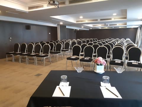 Le Palace D Anfa, Meeting facility