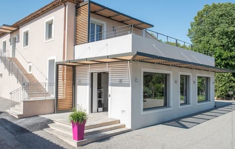 Hôtel Golf & Spa Château de la Bégude, The Originals Collection, Golf